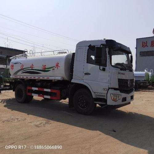 東風(fēng)十噸多功能灑水車 大型環(huán)衛(wèi)重器，護航綠色征程
